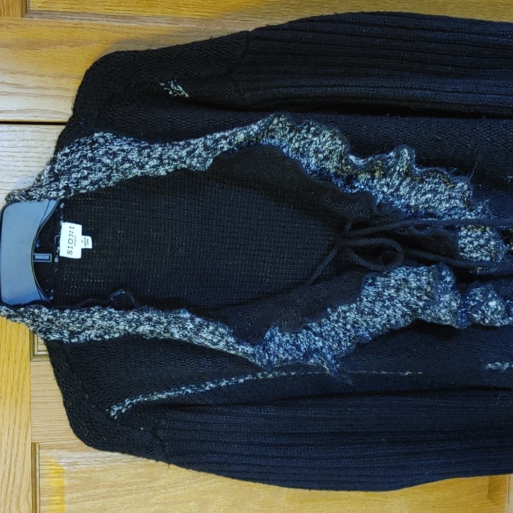 Black Ruffle Cardigan - Picture 2 of 3